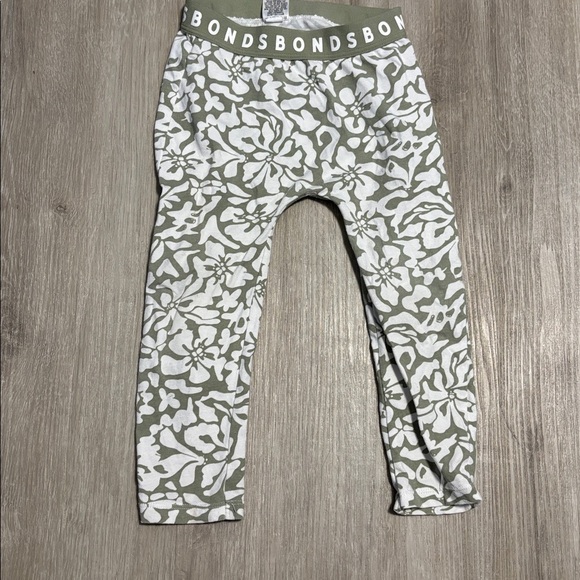Bonds Olive and White Floral Leggings - Picture 1 of 1